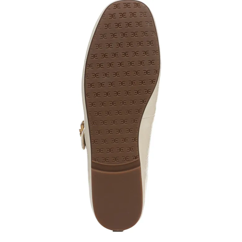 AVIRA MARY JANE FLAT