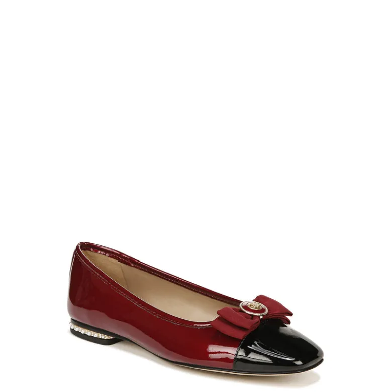 MAREN FLAT