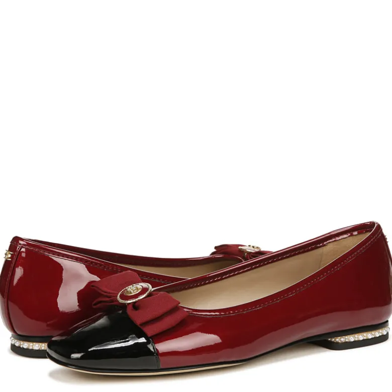 MAREN FLAT