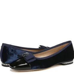 MAREN FLAT