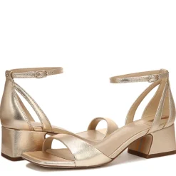 WILSON KITTEN HEEL